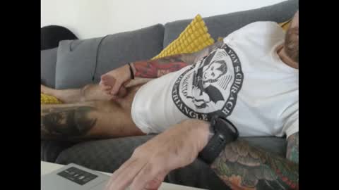 Snapshot of lovalova666 chatting on 09.21.25 Guapito online show from 09.21.25