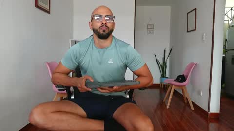 love2000x online show from 04.08.26