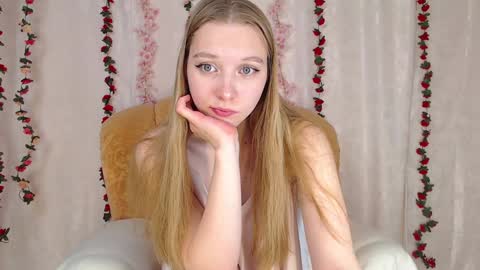 love bella  online show from 12.04.24