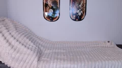 love bella  online show from 04.02.26