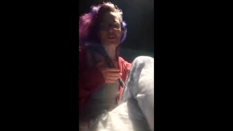 love_blooms online show from 03.04.26