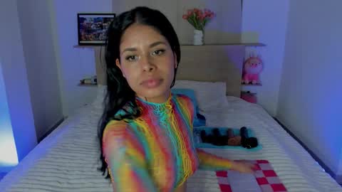 Snapshot of love_cameron chatting on 02.19.26 Cam online show from 02.19.26