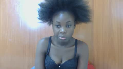 Snapshot of love_doe1 chatting on 12.05.25 doe online show from 12.05.25