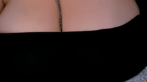 Snapshot of love_insidee chatting on 10.09.25 Sailor online show from 10.09.25