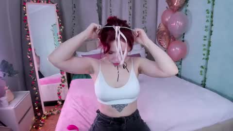 Lola online show from 02.25.25