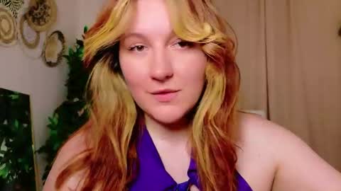Snapshot of love_me_tonight_ chatting on 07.11.26 Monika online show from 07.11.26