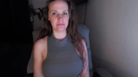 LoVe On  online show from 12.04.24