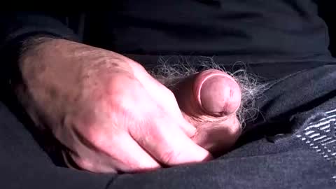 Snapshot of loveboys2025 chatting on 11.24.25 loveboys2025 online show from 11.24.25