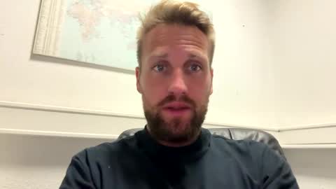 lovefuesse online show from 09.18.25