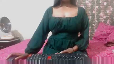 Snapshot of lovefunnitya chatting on 03.04.25 Divya online show from 03.04.25