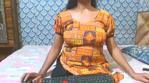 Snapshot of lovefunnitya chatting on 10.21.25 Divya online show from 10.21.25