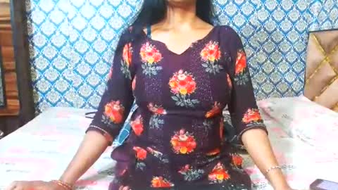 Snapshot of lovefunnitya chatting on 10.22.25 Divya online show from 10.22.25