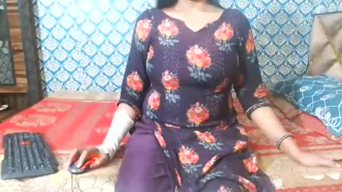 Snapshot of lovefunnitya chatting on 12.02.25 Divya online show from 12.02.25