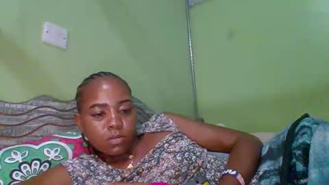 lovegal335 online show from 12.14.25