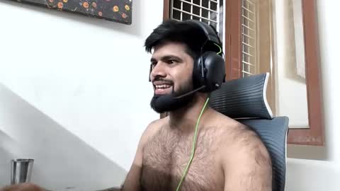 Snapshot of lovehairyindian chatting on 05.02.26 Indian hairy online show from 05.02.26