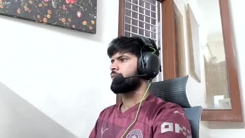 Snapshot of lovehairyindian chatting on 05.07.26 Indian hairy online show from 05.07.26