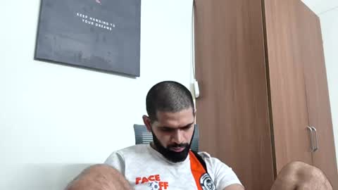 Snapshot of lovehairyindian chatting on 06.14.26 Indian hairy online show from 06.14.26