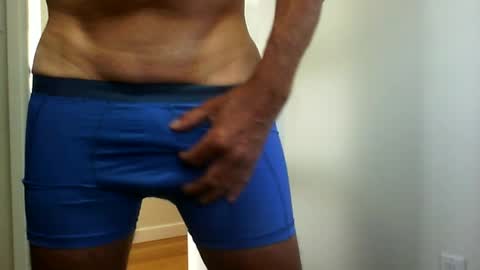 Snapshot of lovehairyone chatting on 05.11.26 lovehairyone online show from 05.11.26