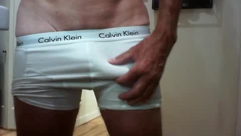 Snapshot of lovehairyone chatting on 07.30.26 lovehairyone online show from 07.30.26