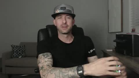 lovehatlovers online show from 04.20.26