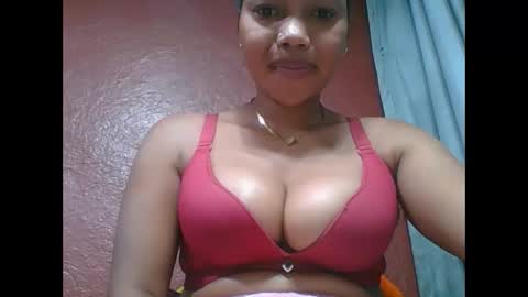 loveinlife750427 online show from 10.22.25