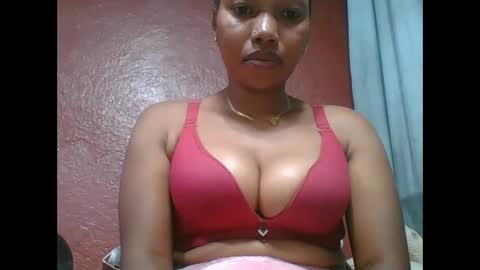 loveinlife750427 online show from 11.14.25