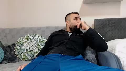 loveivat80 online show from 12.15.24