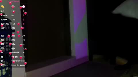 Snapshot of lovelessaiko chatting on 01.16.25 Aiko online show from 01.16.25