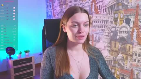 Snapshot of lovellalipss chatting on 01.28.25 Laura online show from 01.28.25