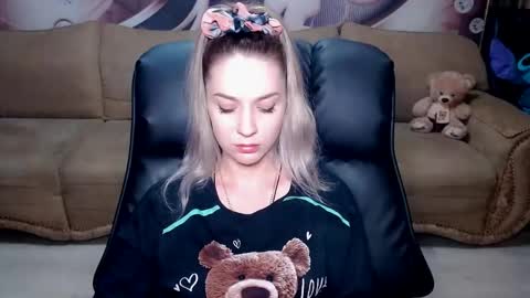 private open online show from 12.03.24