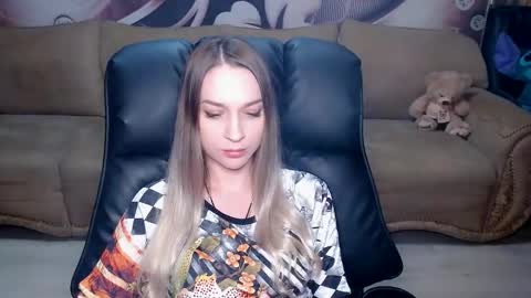 private open online show from 03.12.25