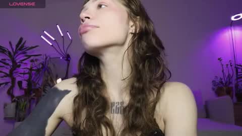 Elsa online show from 01.12.26