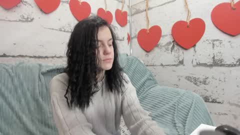 lovely__audrey online show from 11.30.25
