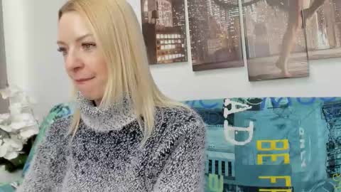 Snapshot of lovely__audrey chatting on 02.24.26 lovely__audrey online show from 02.24.26
