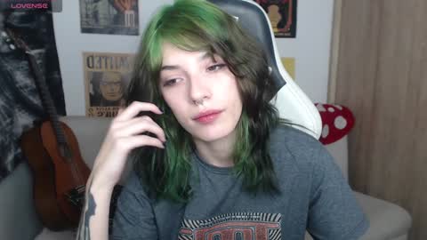Snapshot of lovely_cass chatting on 12.08.24 Cassie online show from 12.08.24