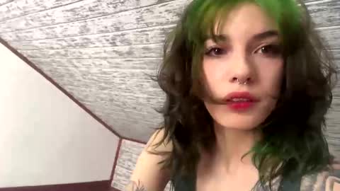 Snapshot of lovely_cass chatting on 12.11.24 Cassie online show from 12.11.24