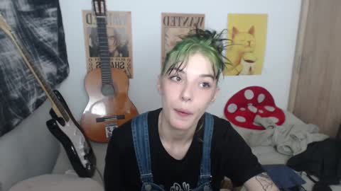 Snapshot of lovely_cass chatting on 12.16.24 Cassie online show from 12.16.24