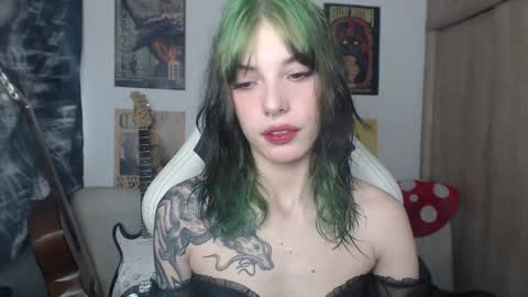 Snapshot of lovely_cass chatting on 12.16.24 Cassie online show from 12.16.24