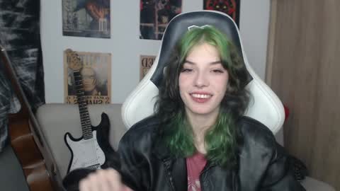 Snapshot of lovely_cass chatting on 12.17.24 Cassie online show from 12.17.24
