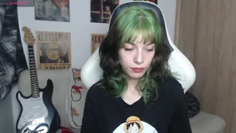 Snapshot of lovely_cass chatting on 12.21.24 Cassie online show from 12.21.24
