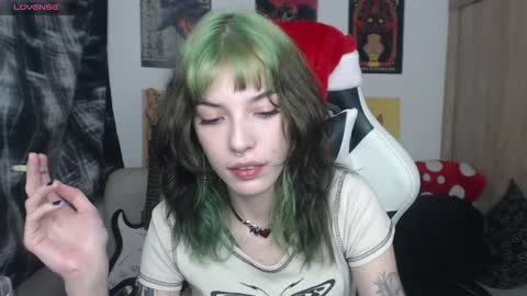 Snapshot of lovely_cass chatting on 12.24.24 Cassie online show from 12.24.24