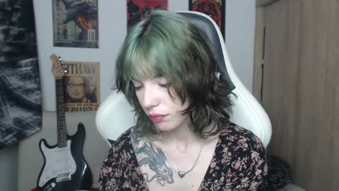 Snapshot of lovely_cass chatting on 01.20.25 Cassie online show from 01.20.25