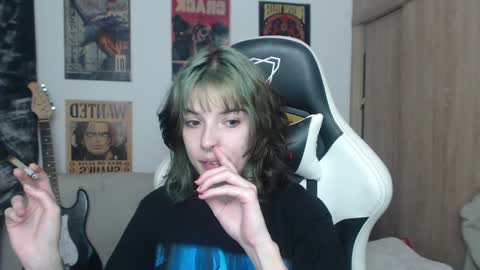 Snapshot of lovely_cass chatting on 01.26.25 Cassie online show from 01.26.25