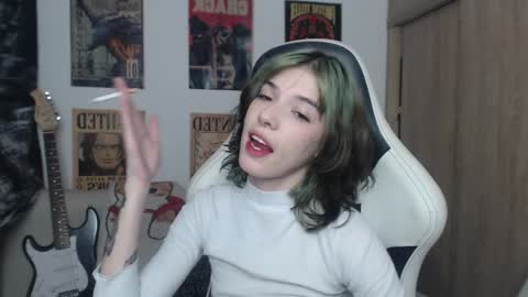Snapshot of lovely_cass chatting on 01.27.25 Cassie online show from 01.27.25