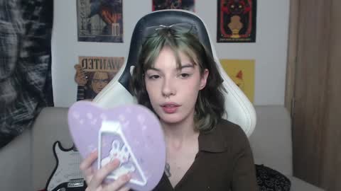 Snapshot of lovely_cass chatting on 01.29.25 Cassie online show from 01.29.25