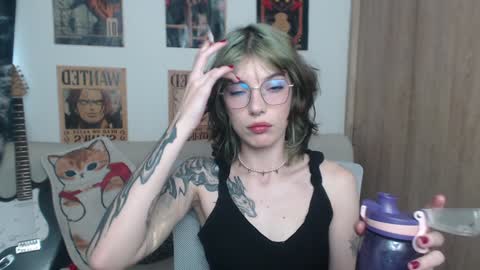 Snapshot of lovely_cass chatting on 01.31.25 Cassie online show from 01.31.25