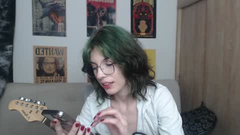 Snapshot of lovely_cass chatting on 02.02.25 Cassie online show from 02.02.25