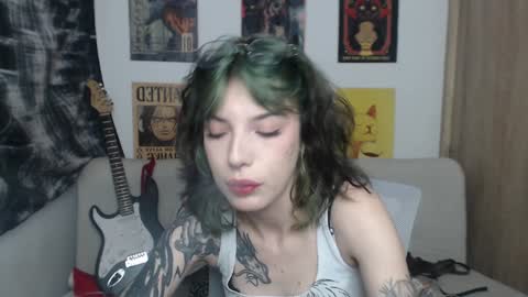 Snapshot of lovely_cass chatting on 02.03.25 Cassie online show from 02.03.25