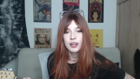 Snapshot of lovely_cass chatting on 02.07.25 Cassie online show from 02.07.25