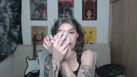 Snapshot of lovely_cass chatting on 02.19.25 Cassie online show from 02.19.25